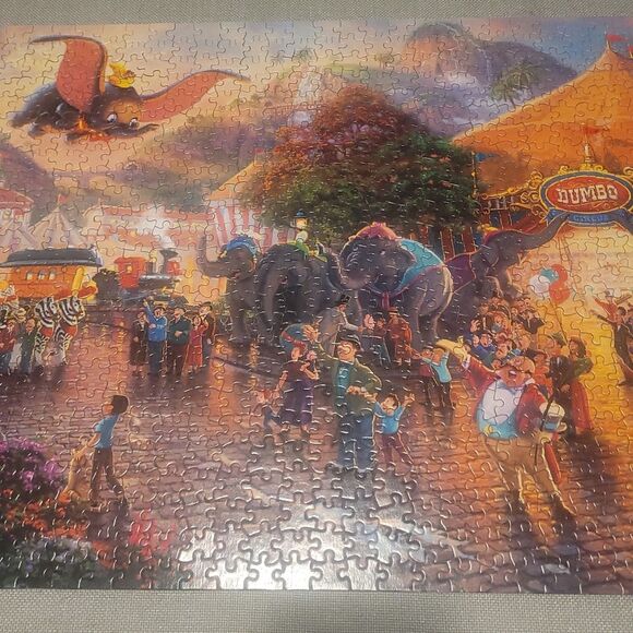 Disney Dumbo Thomas Kinkade 750 Piece Puzzle Circus Scene Made in USA - Picture 6 of 7